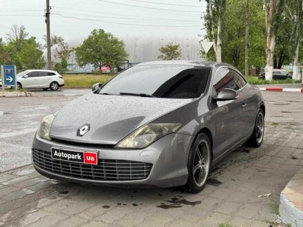Рено Лагуна 2010 у Запоріжжя на Automoto.ua Сірий Рено Лагуна, об'ємом двигуна 2 л та пробігом 281 тис. км за 6990 $, фото 1 на Automoto.ua