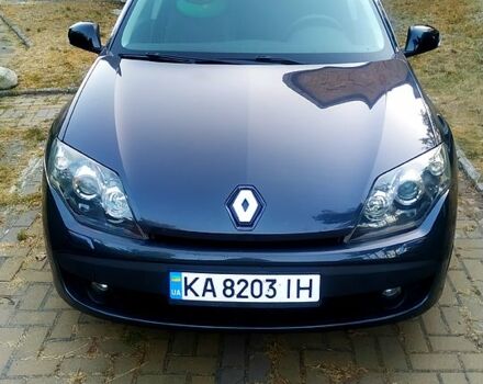 Серый Рено Лагуна, объемом двигателя 2 л и пробегом 30700 тыс. км за 7000 $, фото 1 на Automoto.ua