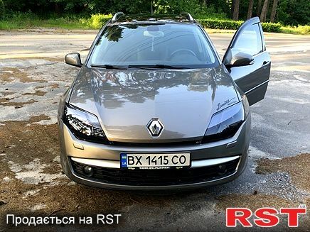 Рено Лагуна 2010 в Киеве на Automoto.ua Серый Рено Лагуна, объемом двигателя 1.5 л и пробегом 252 тыс. км за 6500 $, фото 1 на Automoto.ua