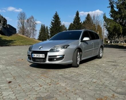 Серый Рено Лагуна, объемом двигателя 2 л и пробегом 300 тыс. км за 7800 $, фото 1 на Automoto.ua