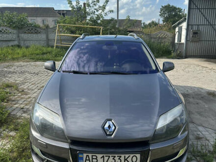 Рено Лагуна 2011 в Казатине на Automoto.ua Серый Рено Лагуна, объемом двигателя 2 л и пробегом 367 тыс. км за 7700 $, фото 1 на Automoto.ua