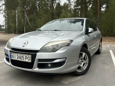 Серый Рено Лагуна, объемом двигателя 1.5 л и пробегом 327 тыс. км за 7000 $, фото 1 на Automoto.ua