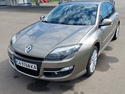 Рено Лагуна 2011 у Черкасах на Automoto.ua Сірий Рено Лагуна, об'ємом двигуна 1.46 л та пробігом 226 тис. км за 6600 $, фото 1 на Automoto.ua
