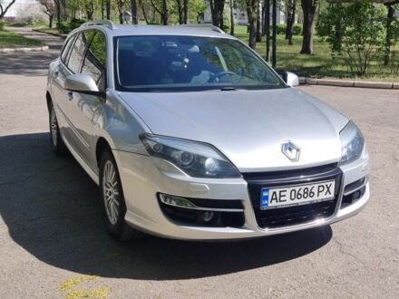 Рено Лагуна 2011 у Павлограде на Automoto.ua Сірий Рено Лагуна, об'ємом двигуна 2 л та пробігом 340 тис. км за 8800 $, фото 1 на Automoto.ua