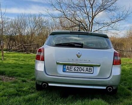 Серый Рено Лагуна, объемом двигателя 2 л и пробегом 300 тыс. км за 7300 $, фото 1 на Automoto.ua