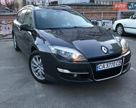 Сірий Рено Лагуна, об'ємом двигуна 2 л та пробігом 437 тис. км за 8300 $, фото 1 на Automoto.ua