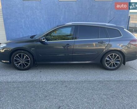 Серый Рено Лагуна, объемом двигателя 2 л и пробегом 255 тыс. км за 6500 $, фото 1 на Automoto.ua