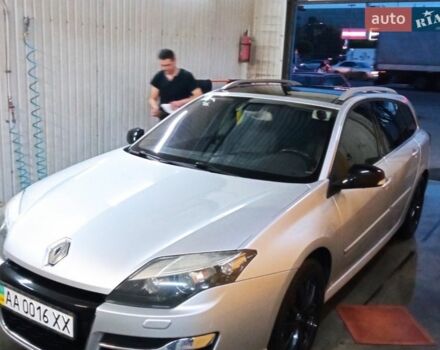 Серый Рено Лагуна, объемом двигателя 2 л и пробегом 340 тыс. км за 7300 $, фото 1 на Automoto.ua