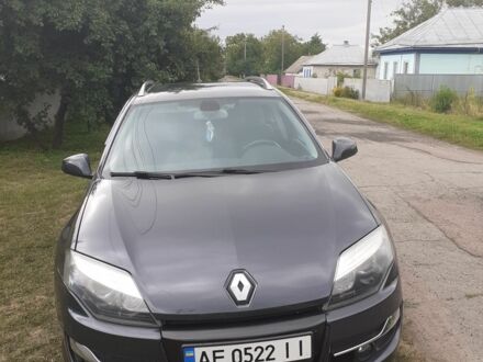Серый Рено Лагуна, объемом двигателя 1.5 л и пробегом 253 тыс. км за 7200 $, фото 1 на Automoto.ua