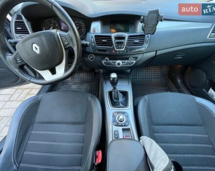 Серый Рено Лагуна, объемом двигателя 1.5 л и пробегом 370 тыс. км за 6500 $, фото 1 на Automoto.ua