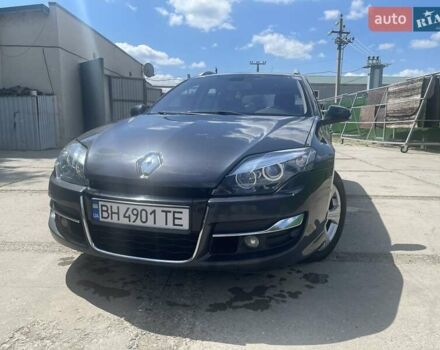 Серый Рено Лагуна, объемом двигателя 2 л и пробегом 210 тыс. км за 8000 $, фото 1 на Automoto.ua