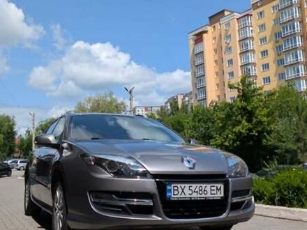 Рено Лагуна 2014 в Хмельницком на Automoto.ua Серый Рено Лагуна, объемом двигателя 1.5 л и пробегом 197 тыс. км за 10000 $, фото 1 на Automoto.ua