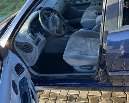 Синий Рено Лагуна, объемом двигателя 1.6 л и пробегом 300 тыс. км за 1850 $, фото 4 на Automoto.ua