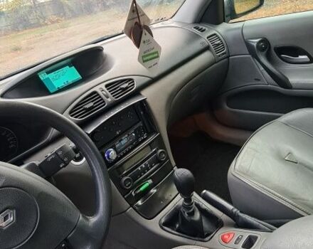 Синий Рено Лагуна, объемом двигателя 1.9 л и пробегом 282 тыс. км за 2550 $, фото 10 на Automoto.ua