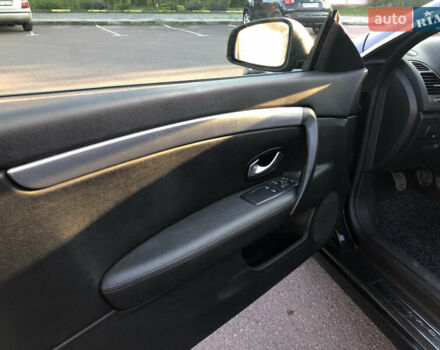 Синий Рено Лагуна, объемом двигателя 2 л и пробегом 300 тыс. км за 5730 $, фото 20 на Automoto.ua