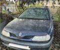 Синий Рено Лагуна, объемом двигателя 1.9 л и пробегом 300 тыс. км за 1000 $, фото 1 на Automoto.ua