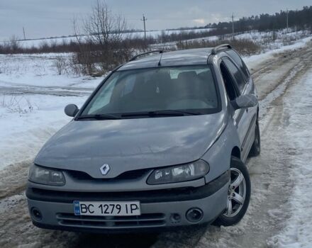 Синий Рено Лагуна, объемом двигателя 2 л и пробегом 35 тыс. км за 2700 $, фото 3 на Automoto.ua