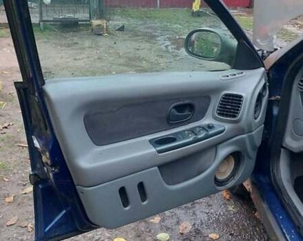 Синий Рено Лагуна, объемом двигателя 1.9 л и пробегом 360 тыс. км за 1000 $, фото 7 на Automoto.ua