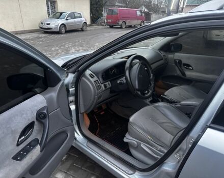 Синий Рено Лагуна, объемом двигателя 1.8 л и пробегом 260 тыс. км за 1300 $, фото 4 на Automoto.ua