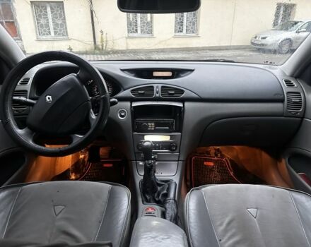 Синий Рено Лагуна, объемом двигателя 1.8 л и пробегом 260 тыс. км за 1300 $, фото 6 на Automoto.ua