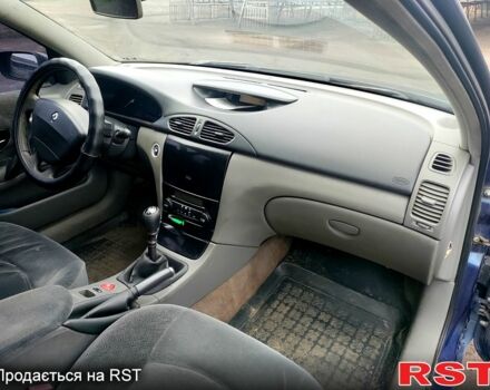 Синий Рено Лагуна, объемом двигателя 1.9 л и пробегом 350 тыс. км за 3700 $, фото 4 на Automoto.ua