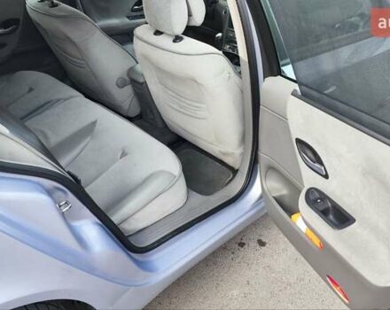 Синій Рено Лагуна, об'ємом двигуна 1.8 л та пробігом 154 тис. км за 3300 $, фото 24 на Automoto.ua