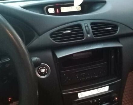 Синий Рено Лагуна, объемом двигателя 1.8 л и пробегом 312 тыс. км за 4300 $, фото 12 на Automoto.ua