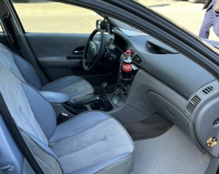 Синій Рено Лагуна, об'ємом двигуна 2 л та пробігом 254 тис. км за 3300 $, фото 12 на Automoto.ua