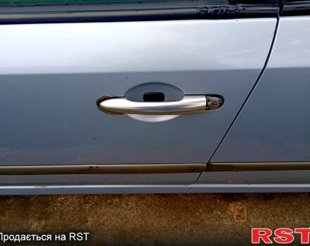 Синій Рено Лагуна, об'ємом двигуна 1.8 л та пробігом 350 тис. км за 2600 $, фото 5 на Automoto.ua