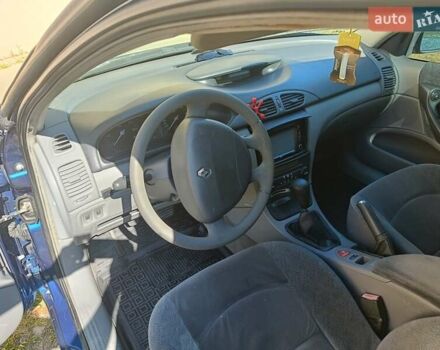 Синій Рено Лагуна, об'ємом двигуна 2 л та пробігом 300 тис. км за 3700 $, фото 5 на Automoto.ua