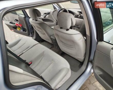 Синій Рено Лагуна, об'ємом двигуна 1.8 л та пробігом 154 тис. км за 4000 $, фото 27 на Automoto.ua