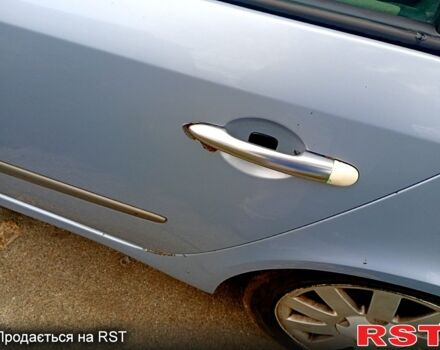 Синій Рено Лагуна, об'ємом двигуна 1.8 л та пробігом 350 тис. км за 2600 $, фото 6 на Automoto.ua