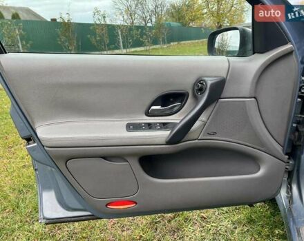 Синий Рено Лагуна, объемом двигателя 2.19 л и пробегом 308 тыс. км за 3400 $, фото 32 на Automoto.ua