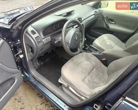 Синий Рено Лагуна, объемом двигателя 1.8 л и пробегом 308 тыс. км за 2400 $, фото 9 на Automoto.ua