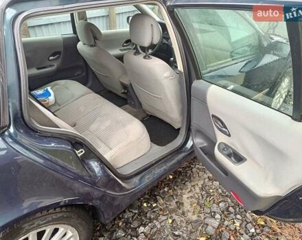 Синий Рено Лагуна, объемом двигателя 1.8 л и пробегом 308 тыс. км за 2400 $, фото 7 на Automoto.ua