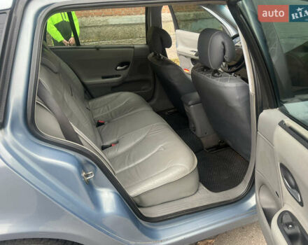 Синий Рено Лагуна, объемом двигателя 2 л и пробегом 293 тыс. км за 4400 $, фото 19 на Automoto.ua