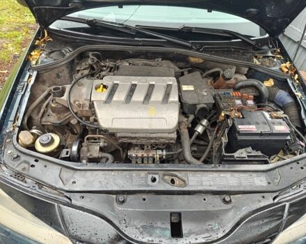 Синий Рено Лагуна, объемом двигателя 1.8 л и пробегом 308 тыс. км за 2400 $, фото 11 на Automoto.ua