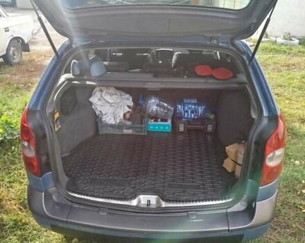 Рено Лагуна 2004 в Волочиске на Automoto.ua Синий Рено Лагуна, объемом двигателя 1.9 л и пробегом 281 тыс. км за 3200 $, фото 6 на Automoto.ua