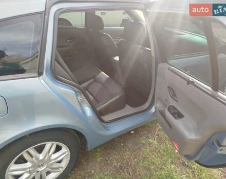 Рено Лагуна 2004 в Волочиске на Automoto.ua Синий Рено Лагуна, объемом двигателя 1.9 л и пробегом 281 тыс. км за 3200 $, фото 11 на Automoto.ua