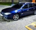 Синий Рено Лагуна, объемом двигателя 2 л и пробегом 261 тыс. км за 4500 $, фото 4 на Automoto.ua