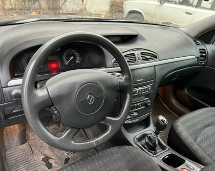 Синий Рено Лагуна, объемом двигателя 1.9 л и пробегом 245 тыс. км за 2000 $, фото 15 на Automoto.ua