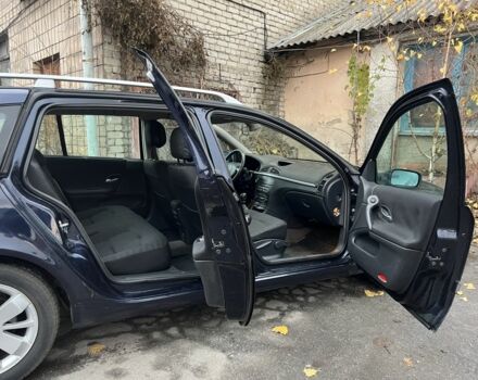 Синий Рено Лагуна, объемом двигателя 1.9 л и пробегом 245 тыс. км за 2000 $, фото 11 на Automoto.ua