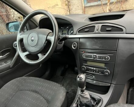 Синий Рено Лагуна, объемом двигателя 1.9 л и пробегом 245 тыс. км за 2000 $, фото 14 на Automoto.ua