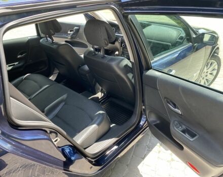 Рено Лагуна 2006 в Волочиске на Automoto.ua Синий Рено Лагуна, объемом двигателя 2 л и пробегом 240 тыс. км за 3900 $, фото 16 на Automoto.ua