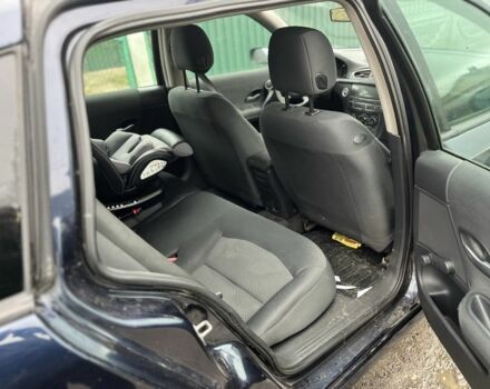 Синий Рено Лагуна, объемом двигателя 1.9 л и пробегом 440 тыс. км за 4350 $, фото 11 на Automoto.ua