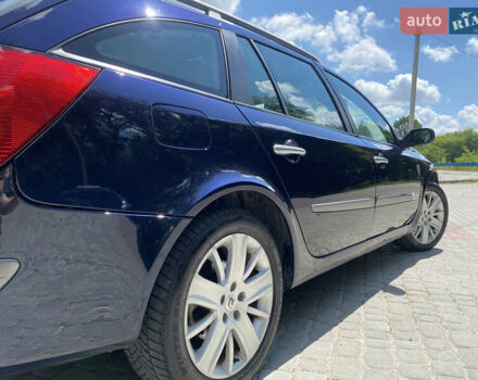 Синий Рено Лагуна, объемом двигателя 2 л и пробегом 266 тыс. км за 4150 $, фото 11 на Automoto.ua