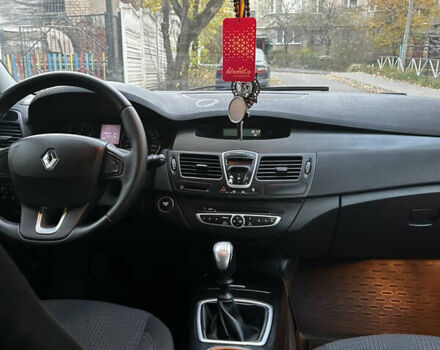 Синій Рено Лагуна, об'ємом двигуна 1.46 л та пробігом 291 тис. км за 5600 $, фото 5 на Automoto.ua
