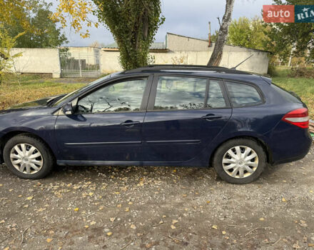 Рено Лагуна 2008 в Кременчуге на Automoto.ua Синий Рено Лагуна, объемом двигателя 2 л и пробегом 300 тыс. км за 6200 $, фото 2 на Automoto.ua