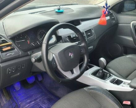 Рено Лагуна 2008 в Каменское - Днепродзержинск на Automoto.ua Синий Рено Лагуна, объемом двигателя 1.5 л и пробегом 276 тыс. км за 6500 $, фото 9 на Automoto.ua