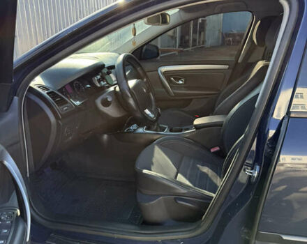 Рено Лагуна 2008 в Киеве на Automoto.ua Синий Рено Лагуна, объемом двигателя 1.46 л и пробегом 285 тыс. км за 7000 $, фото 29 на Automoto.ua